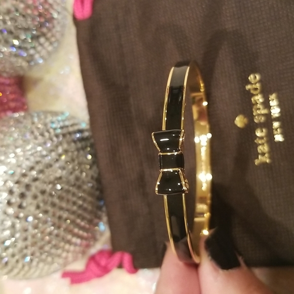 Kate Spade "Take a Bow" Bangle - Picture 4 of 8
